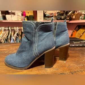 Suiteblanco Chic Denim Heeled Boots US 9.5 EUR 40
